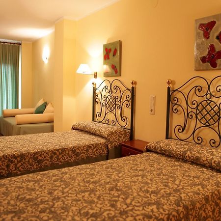 Hotel Los Arcos Villafranca del Cid Extérieur photo