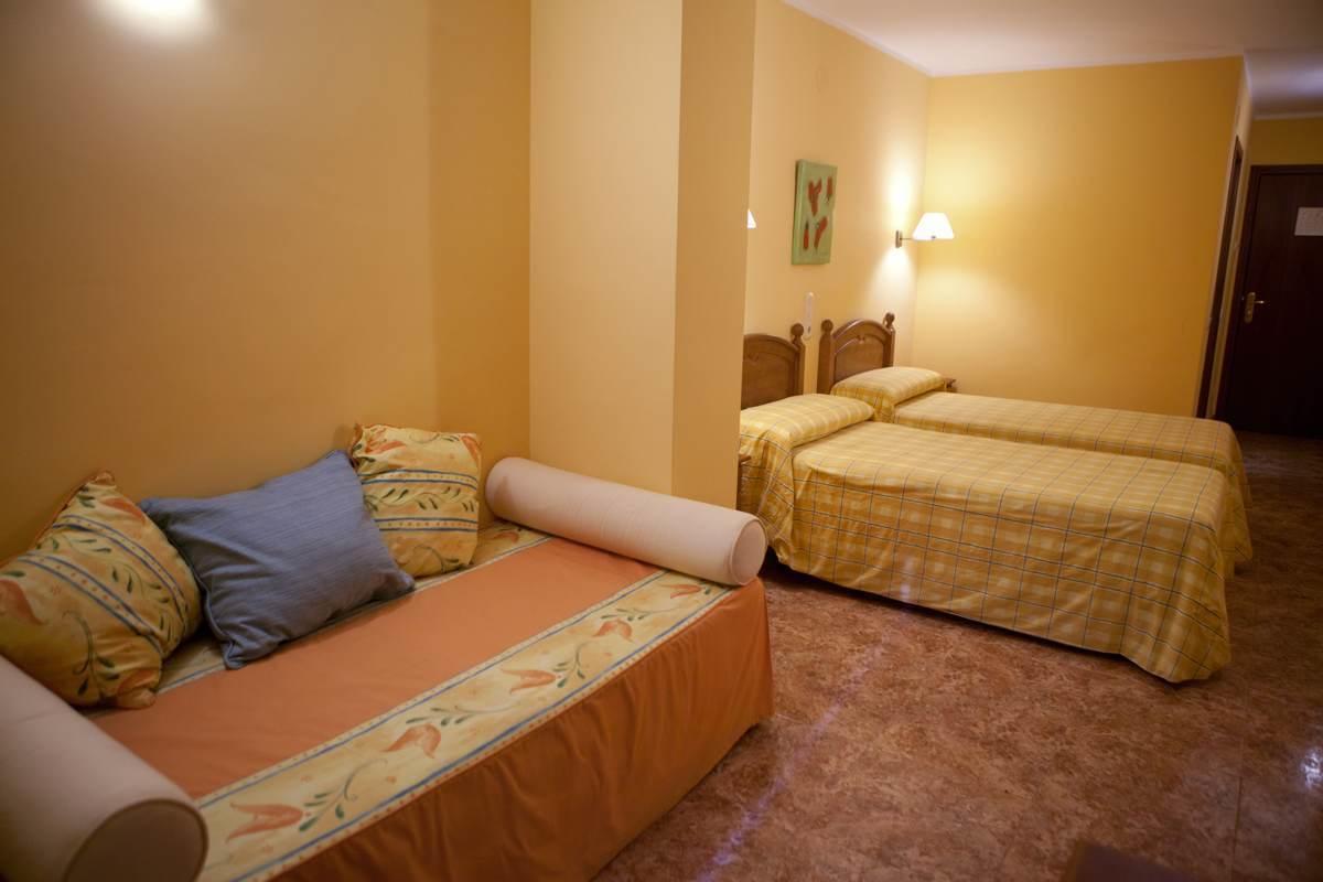 Hotel Los Arcos Villafranca del Cid Extérieur photo